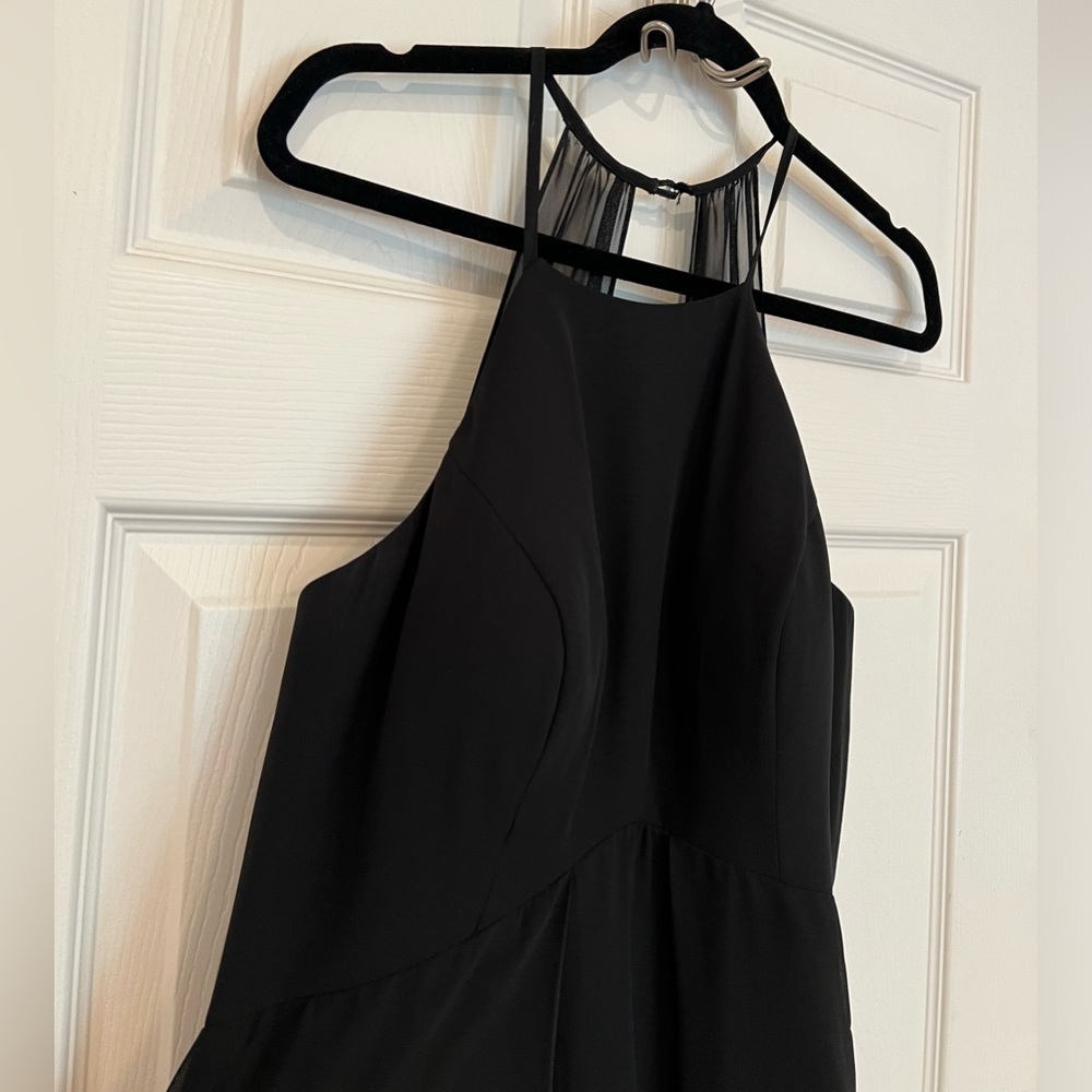 Elegant Black Halter Maxi Dress - Picture 8 of 10
